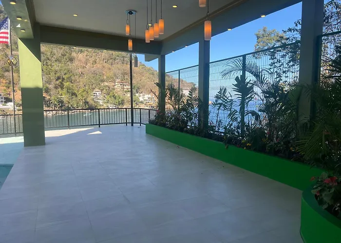South Shore Villa Armonia Luxury Boutique