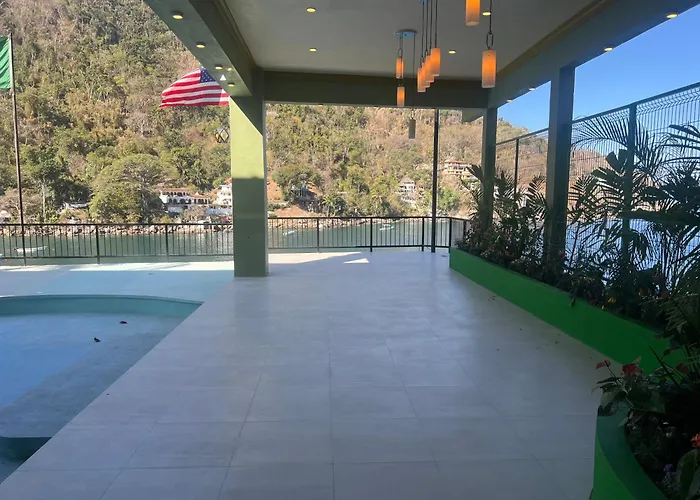 South Shore Villa Armonia Luxury Boutique